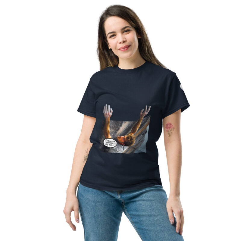 Camiseta de manga corta, para mujer: “Salvándole la vida a un escalador” - Imagen 3